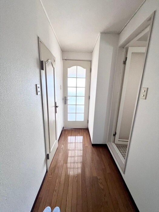 物件内観写真14　(廊下)