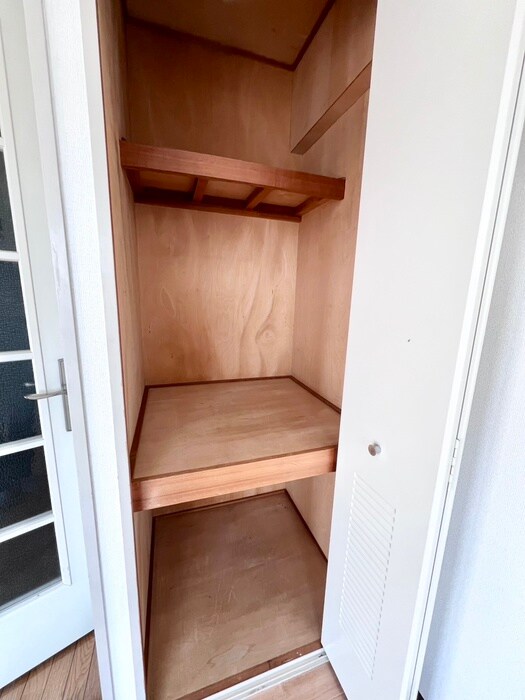 物件内観写真22　(収納)