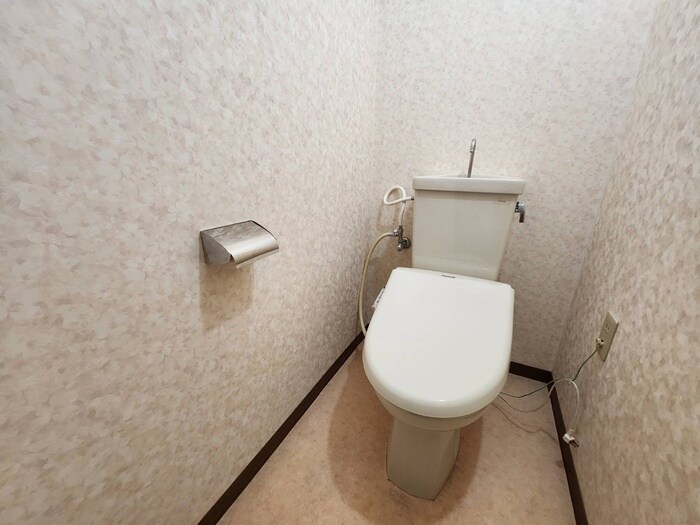 物件内観写真11　(トイレ)