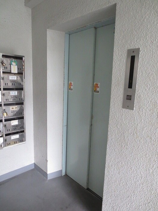 物件外観写真3　(建物設備)