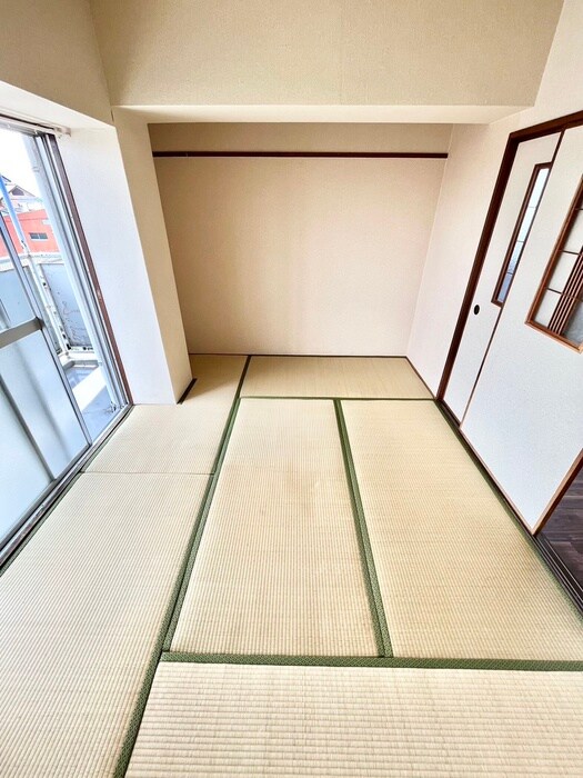 物件内観写真10　(居室)