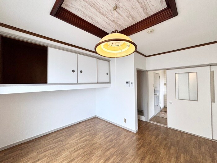 物件内観写真10　(居室)