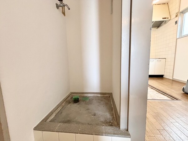 洗濯機置場