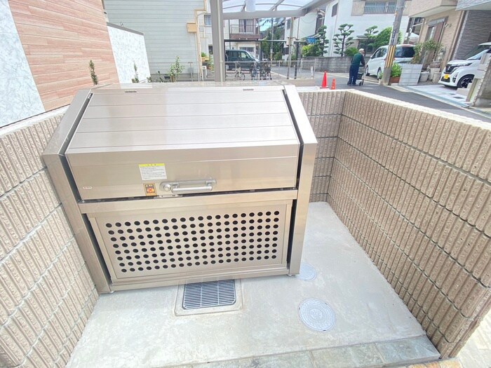 物件外観写真6　(建物設備)