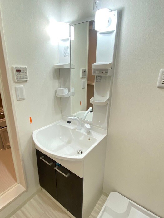 物件内観写真15　(洗面)