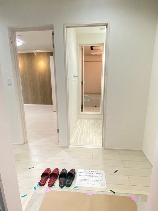 物件内観写真21　(玄関)