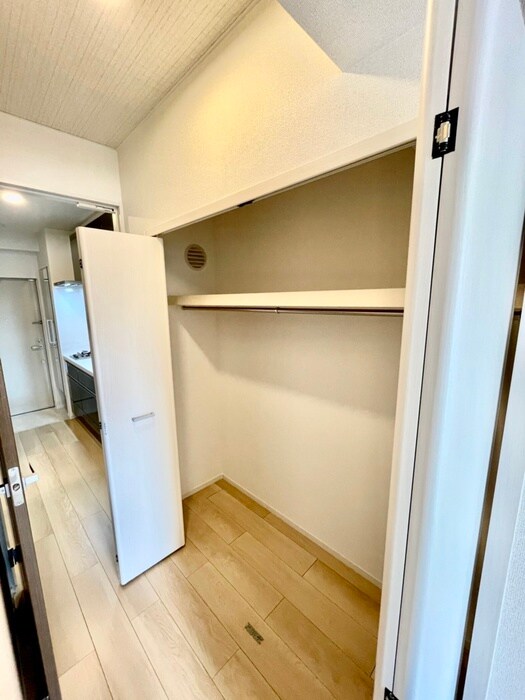 物件内観写真16　(収納)