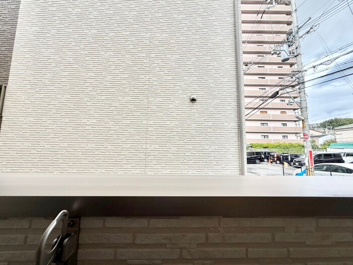 物件内観写真20　(室内からの展望)