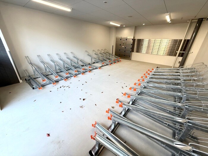 物件外観写真3　(駐輪場)