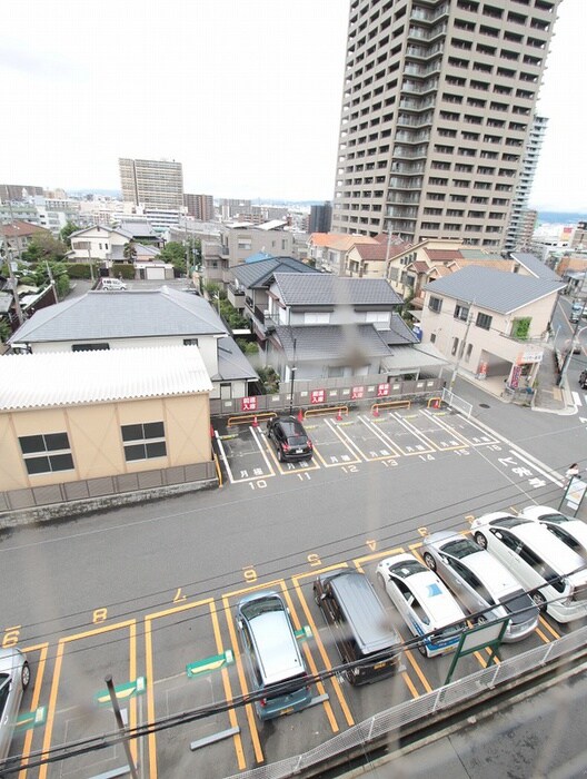 物件内観写真22　(室内からの展望)