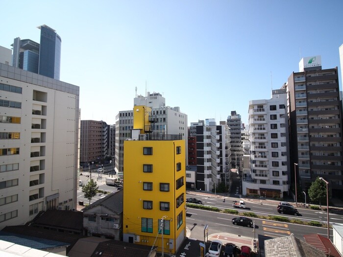 物件内観写真16　(室内からの展望)