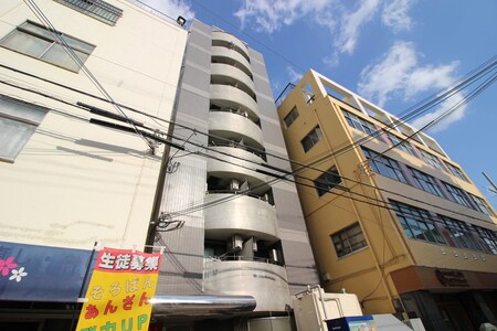フレール西田辺外観写真