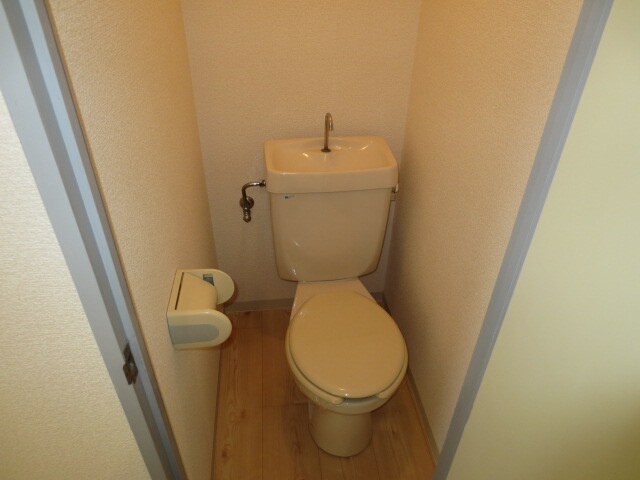 物件内観写真11　(トイレ)