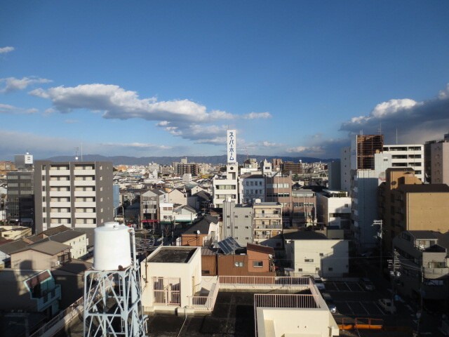 物件内観写真16　(室内からの展望)