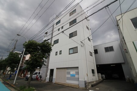 新在家マンション外観写真