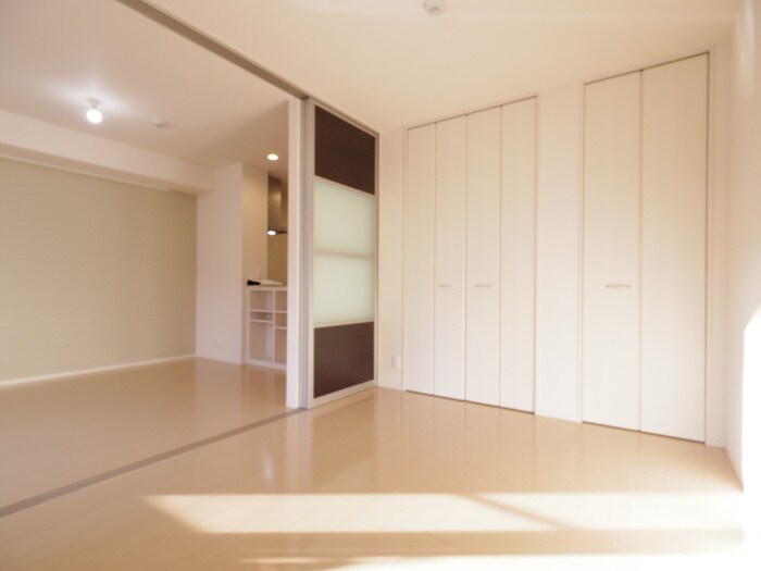 物件内観写真9　(居室)