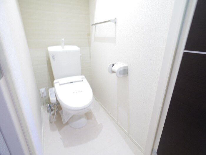 物件内観写真15　(トイレ)