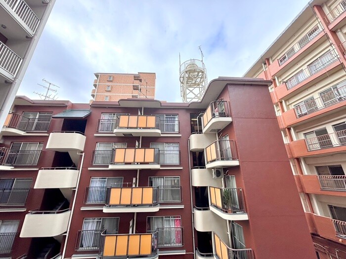 物件内観写真15　(室内からの展望)