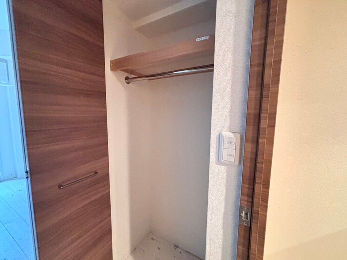 物件内観写真18　(収納)