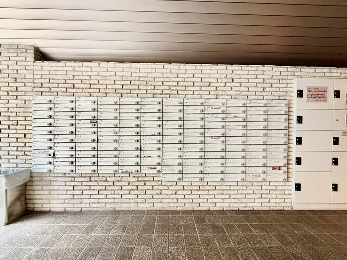 物件外観写真6　(建物設備)