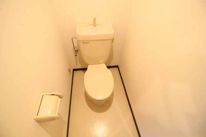 物件内観写真16　(トイレ)