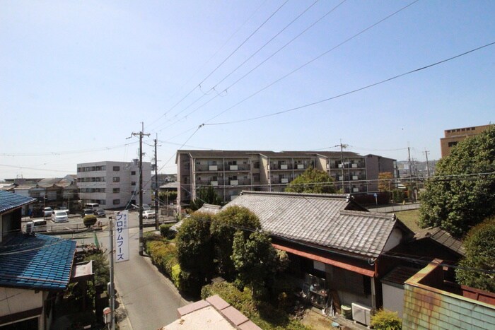 物件内観写真20　(室内からの展望)