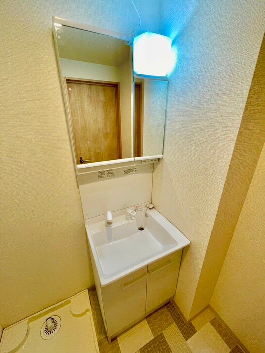 物件内観写真10　(洗面)