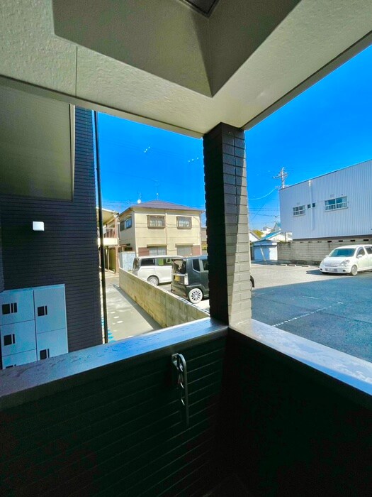 物件内観写真20　(室内からの展望)