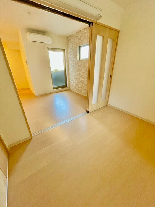 物件内観写真21　(居室)