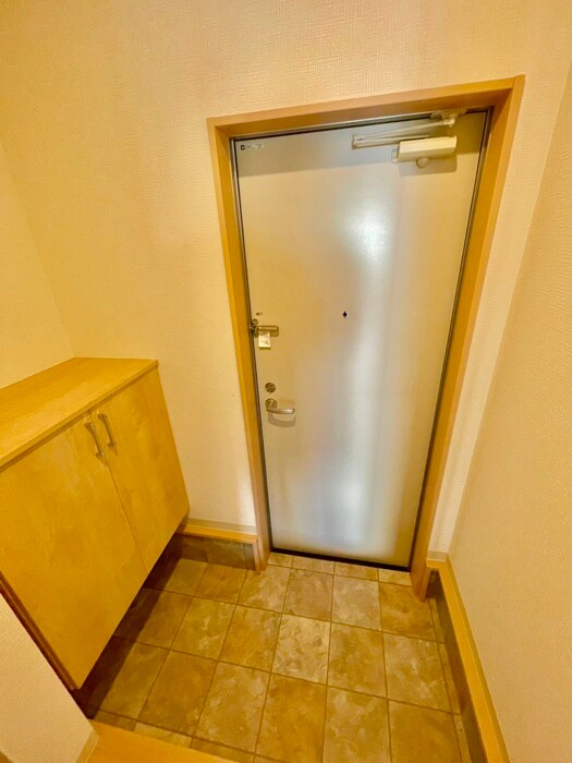 物件内観写真21　(玄関)