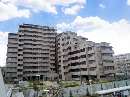 ｼﾞｵ阪急千里山田ｻｳｽｳｲﾝｸﾞ(410)外観写真