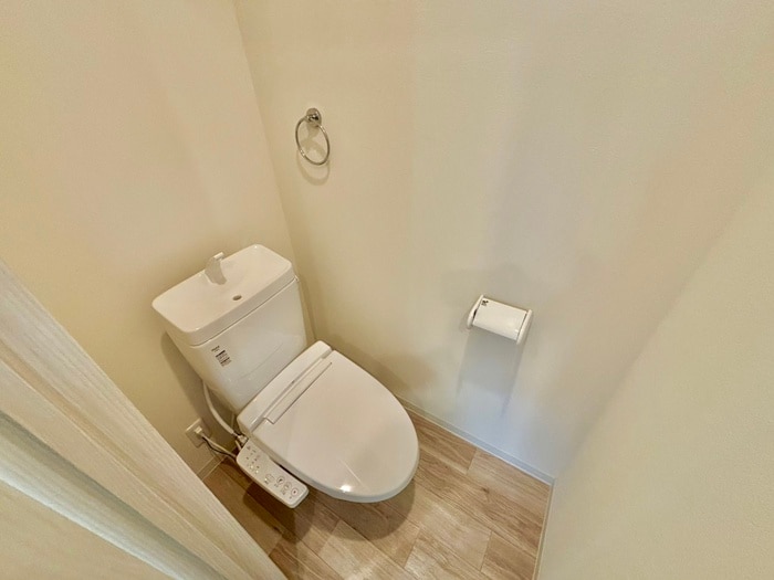 物件内観写真10　(トイレ)