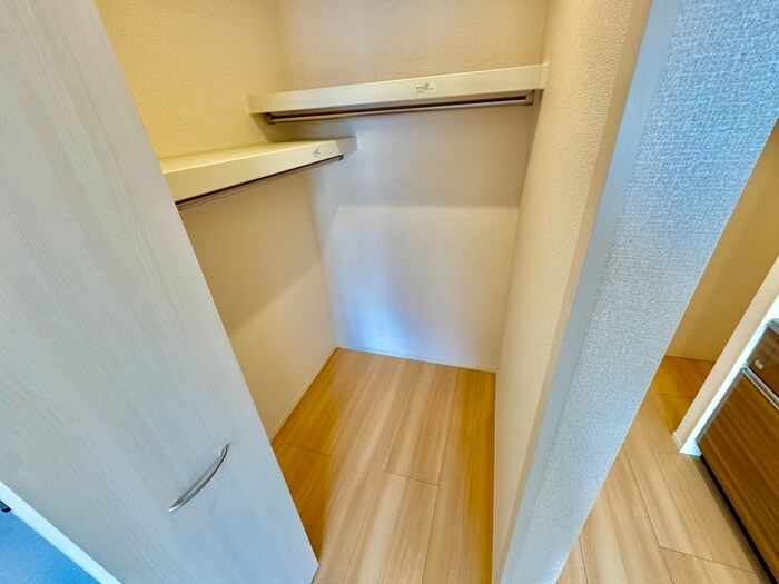 物件内観写真15　(収納)