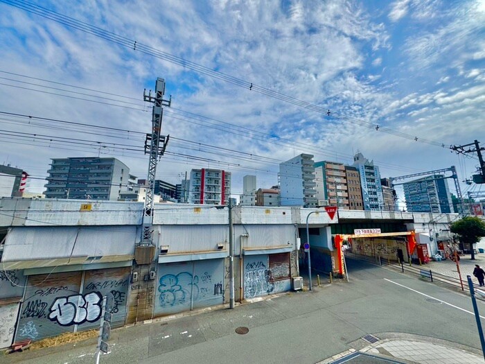 物件内観写真16　(室内からの展望)