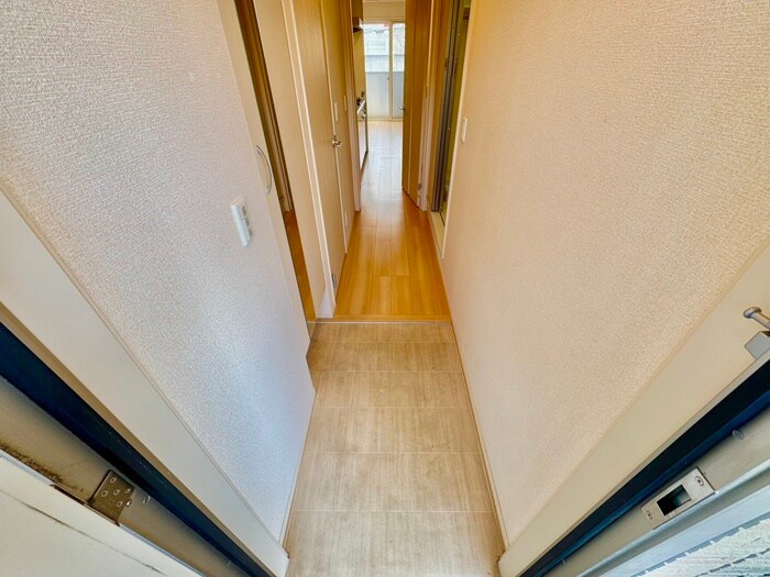 物件内観写真20　(玄関)