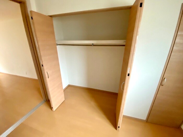 物件内観写真12　(収納)
