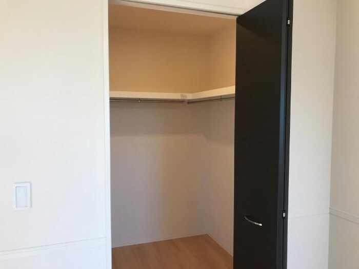 物件内観写真10　(収納)