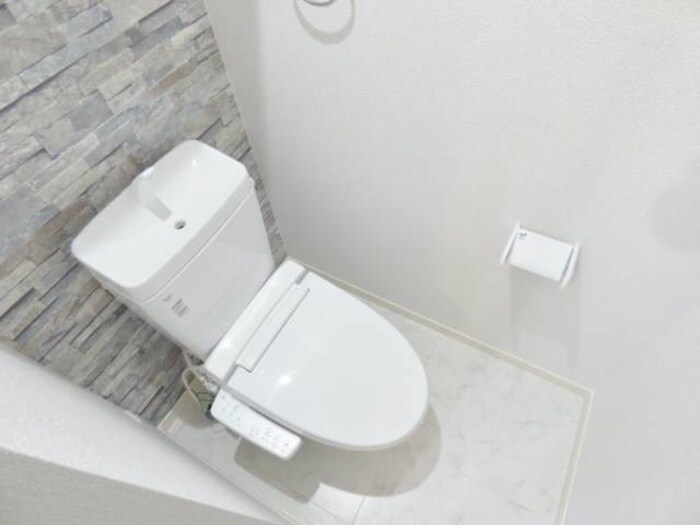 物件内観写真11　(トイレ)