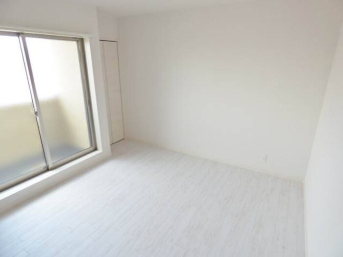 物件内観写真21　(居室)