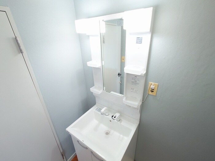 物件内観写真11　(洗面)