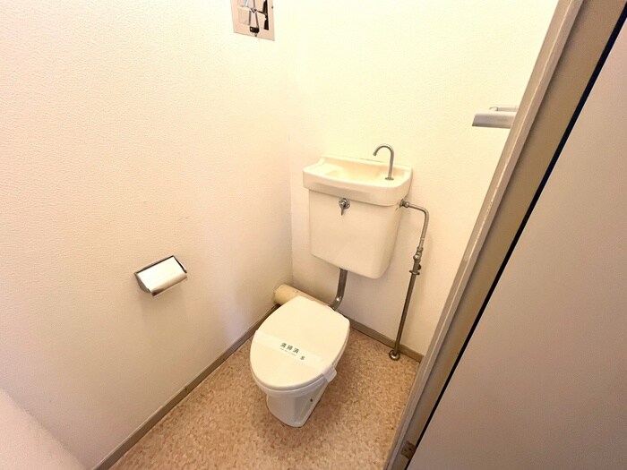 物件内観写真15　(トイレ)