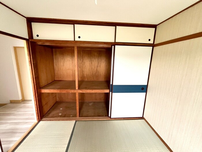 物件内観写真16　(収納)