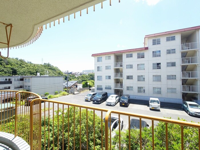 物件内観写真18　(室内からの展望)