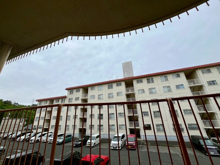 物件内観写真20　(室内からの展望)