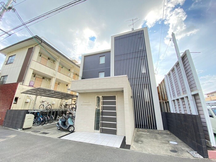 物件外観写真1　(外観写真)