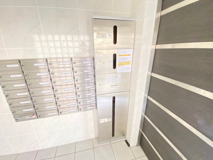 物件外観写真4　(建物設備)