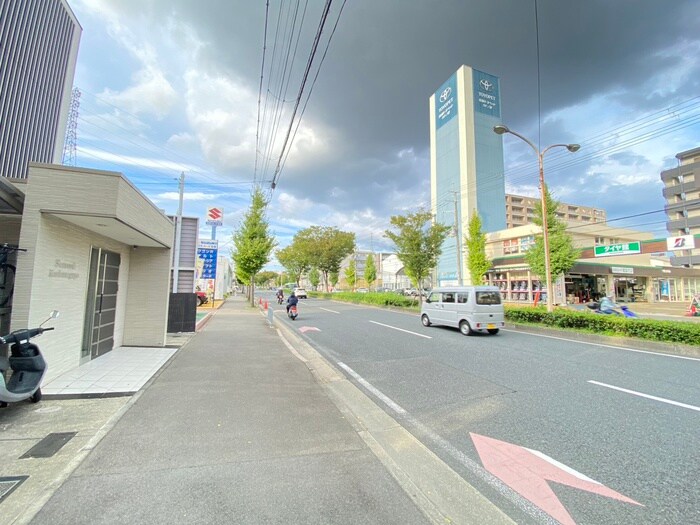 物件外観写真6　(周辺環境)