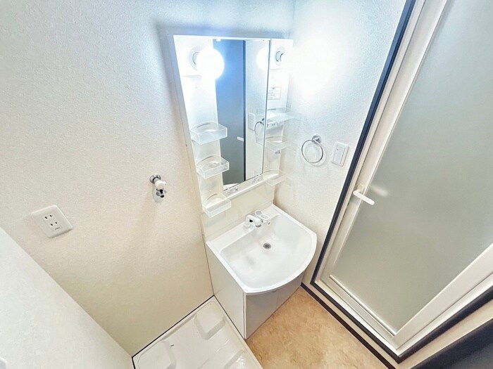 物件内観写真11　(洗面)