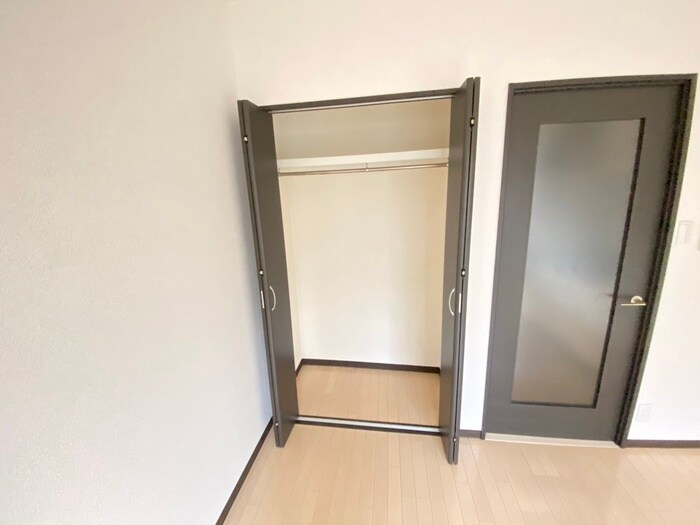 物件内観写真15　(収納)