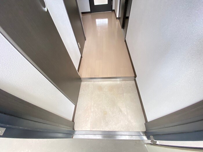 物件内観写真20　(玄関)